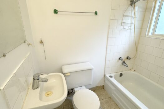 Unit #4-4690 50th St NE, Salmon Arm, V1E 1Y6