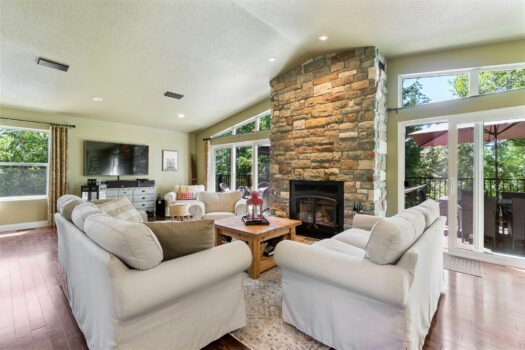 6605 6471 Lindsay Rd, Magna Bay, BC, V0E 1M7