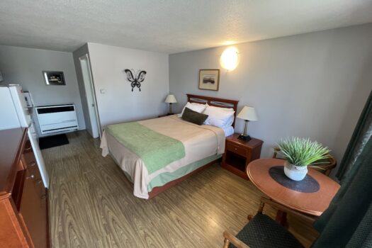 Unit #2, 4003 Cariboo Hwy 97, Lac La Hache,BC